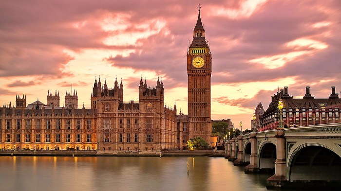 London club fabric must hire sniffer dogs or close down