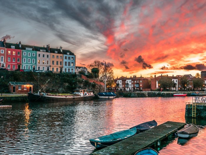 The bristol wing social hostel