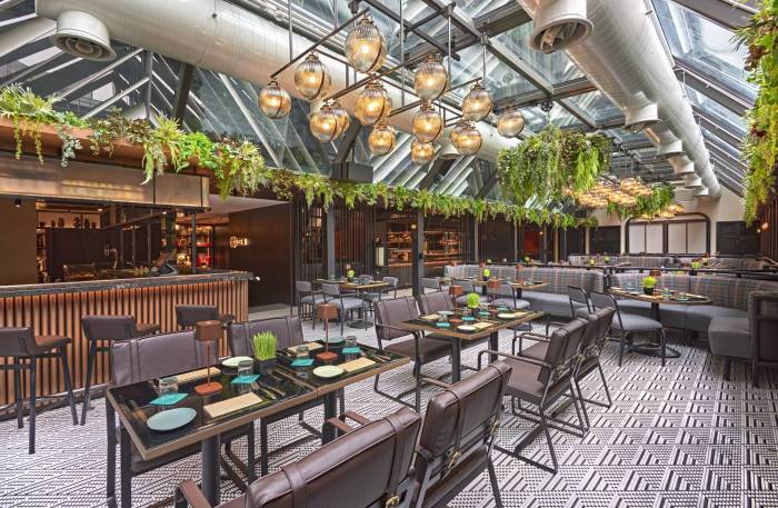 Restaurant mistaken orders tokyo