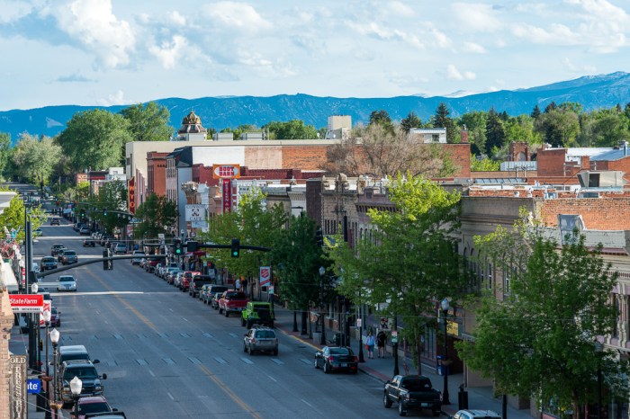 Sheridan wyoming cozy western destination wild west
