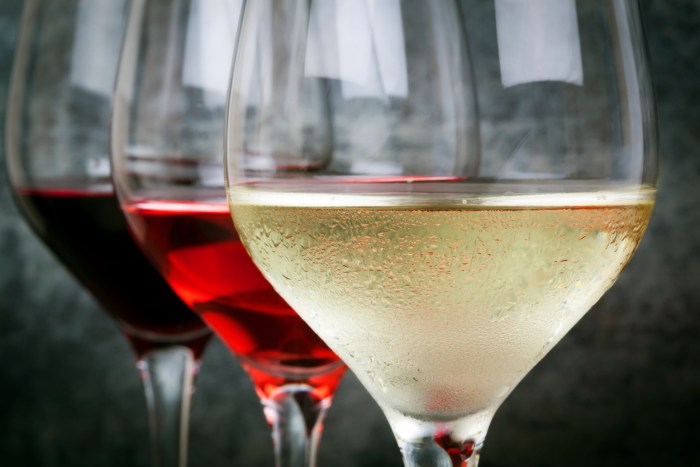 Bathe in wine at japanese spa