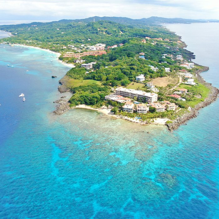Best beaches in honduras