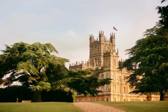 Downton abbey castle airbnb