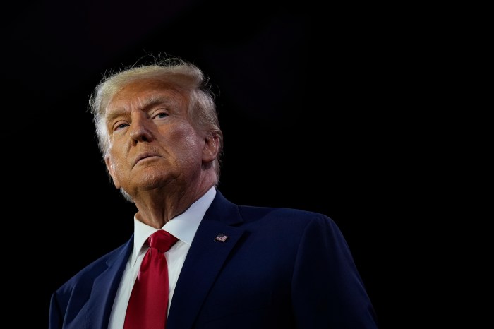 Trump gulf of america mount mckinley with executive order
