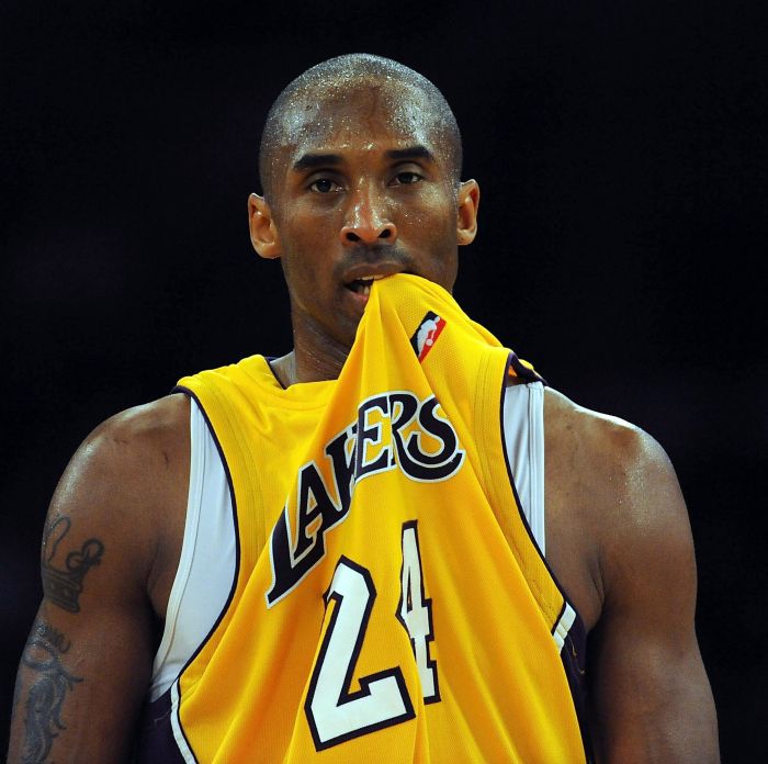 Kobe bryant tribute italy
