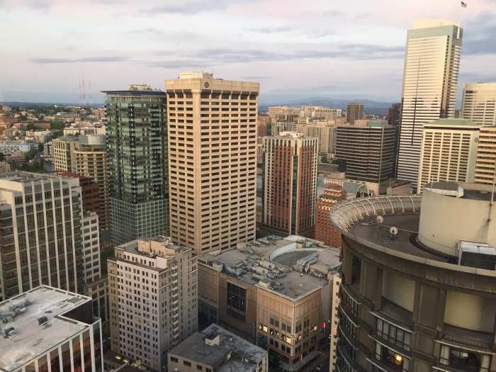 Los angeles to seattle