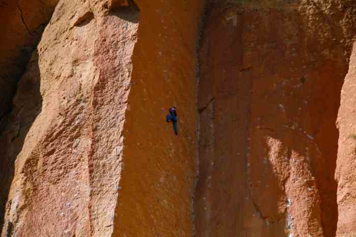 Day Trips from Bend, Oregon - Adventures Abound Travel Blog Bend oregon outdoor adventures